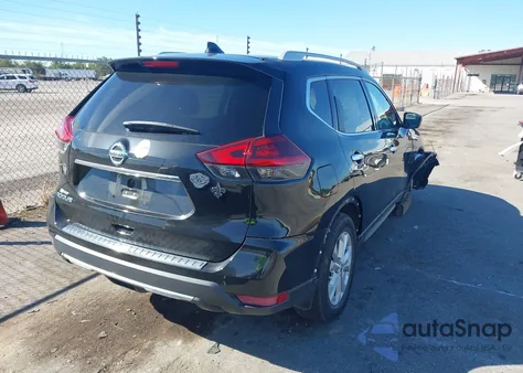 2018 Nissan Rogue S z USA, uszkodzony, nr VIN 5N1AT2MT4JC827474